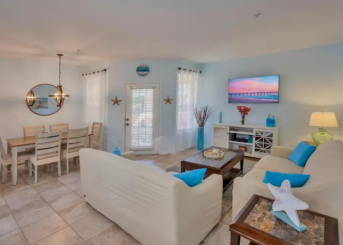 NEW 2bed2bath condo - CLEARWATER BEACH - FREE Wi-Fi&Parking