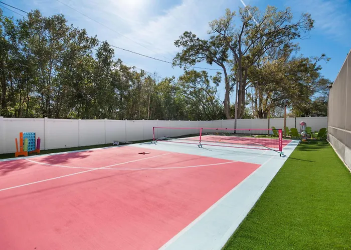 Electric Flamingo With Heated Pool, Pickleball, Mini Golf & Basketball