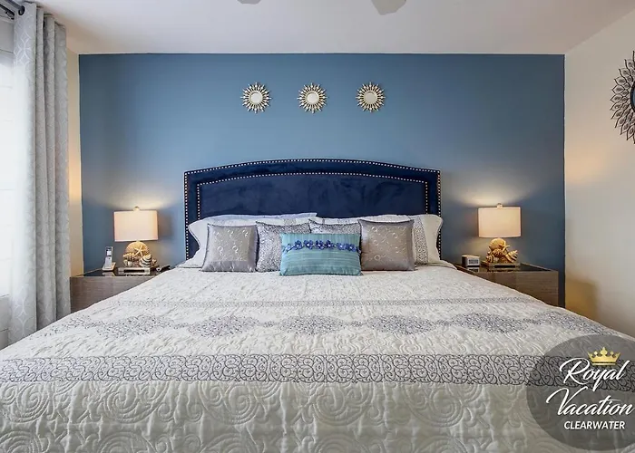 Royal Marina At Avalon Clearwater - Pool & Free Parking - 10 Min Drive To Clearwater Beach