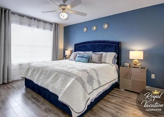 Royal Marina At Avalon Clearwater - Pool & Free Parking - 10 Min Drive To Clearwater Beach